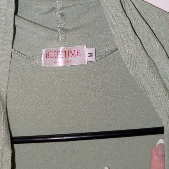 Light Green Cardigan - Picture 2 of 4